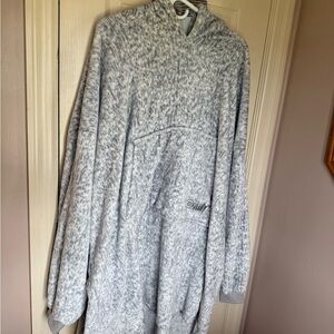 THE COMFY Oversized Original Blanket Hoodie